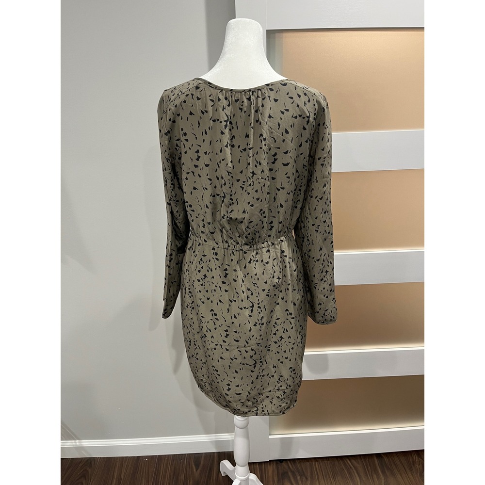 Silk Broadway & Broome Women's Olive Green Black Print Long Sleeve‎ Dress Size 4